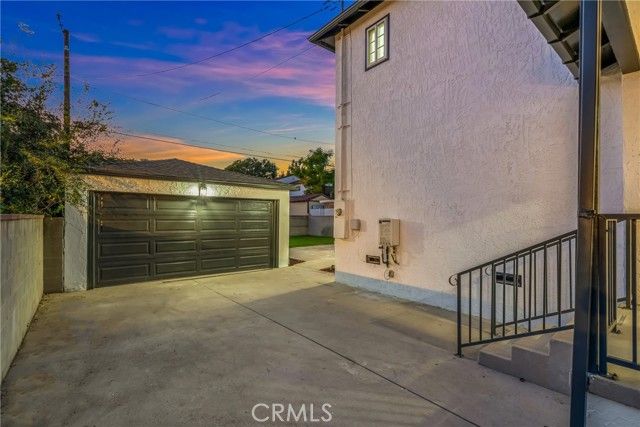 1741 N Rose, Burbank, CA 91505