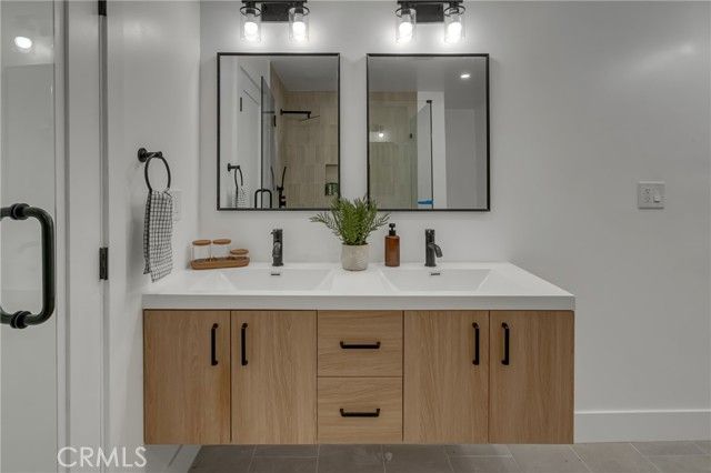 1741 N Rose, Burbank, CA 91505