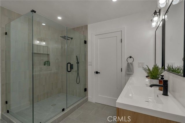 1741 N Rose, Burbank, CA 91505