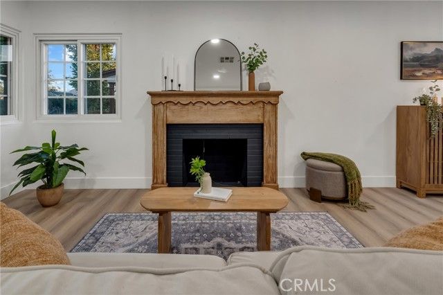 1741 N Rose, Burbank, CA 91505