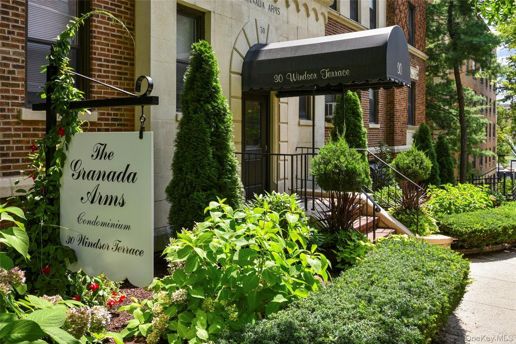 30 Windsor Terrace 5A, White Plains, NY 10601