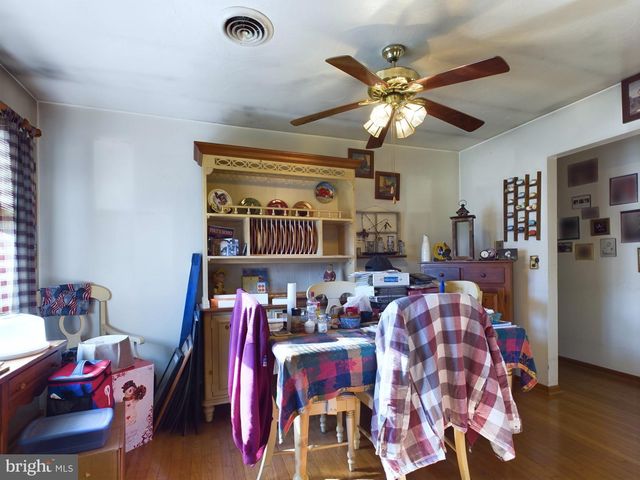 2440 BROUGHER LN, York, PA 17408