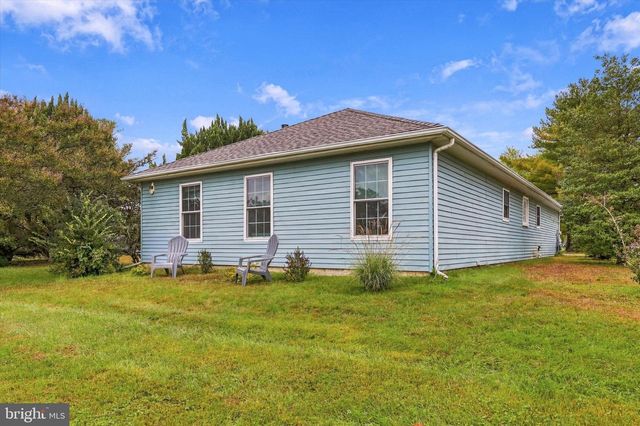 3 AVANDALE CT, Mt Laurel, NJ 08054