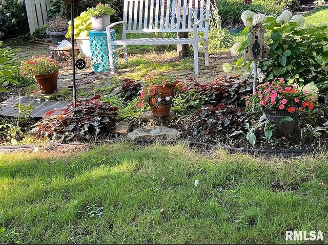 44 Marberry Drive, Metropolis, IL 62960