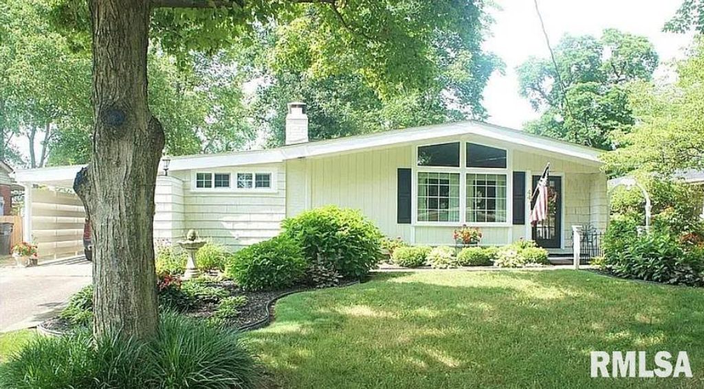 44 Marberry Drive, Metropolis, IL 62960