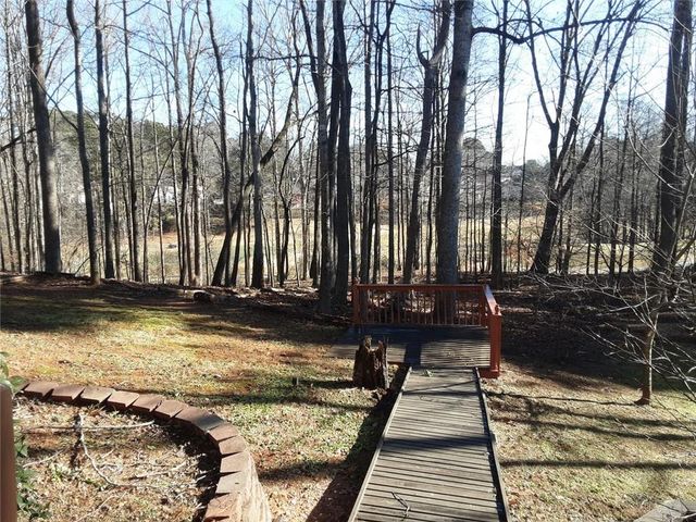 3885 Waterford Drive, Suwanee, GA 30024