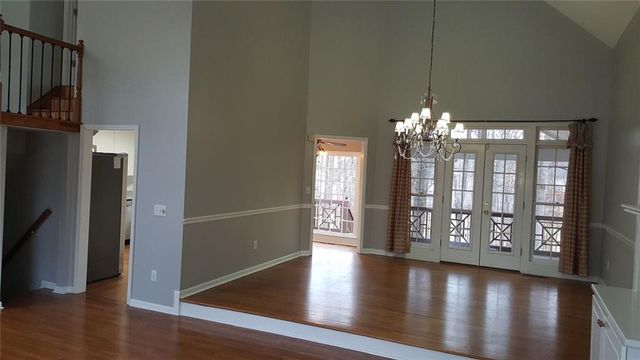 3885 Waterford Drive, Suwanee, GA 30024