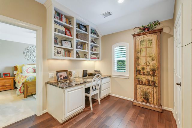 2708 Magenta Meadow, Conroe, TX 77304