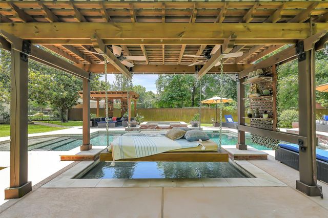 2708 Magenta Meadow, Conroe, TX 77304