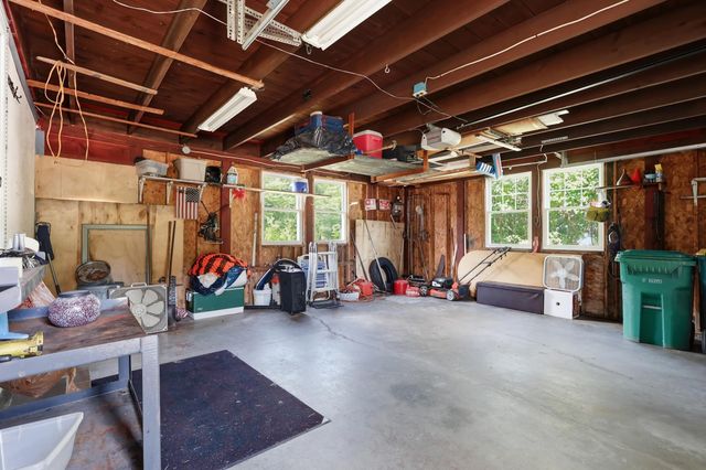 22 Whitehall Road, Rochester, NH 03867