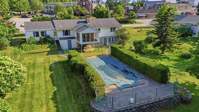 22 Whitehall Road, Rochester, NH 03867