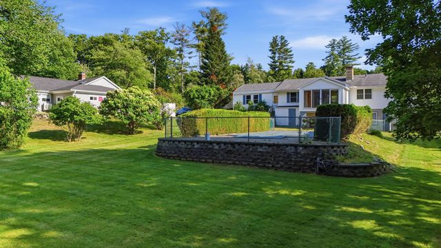 22 Whitehall Road, Rochester, NH 03867