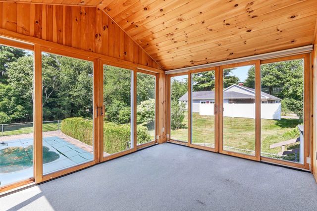 22 Whitehall Road, Rochester, NH 03867