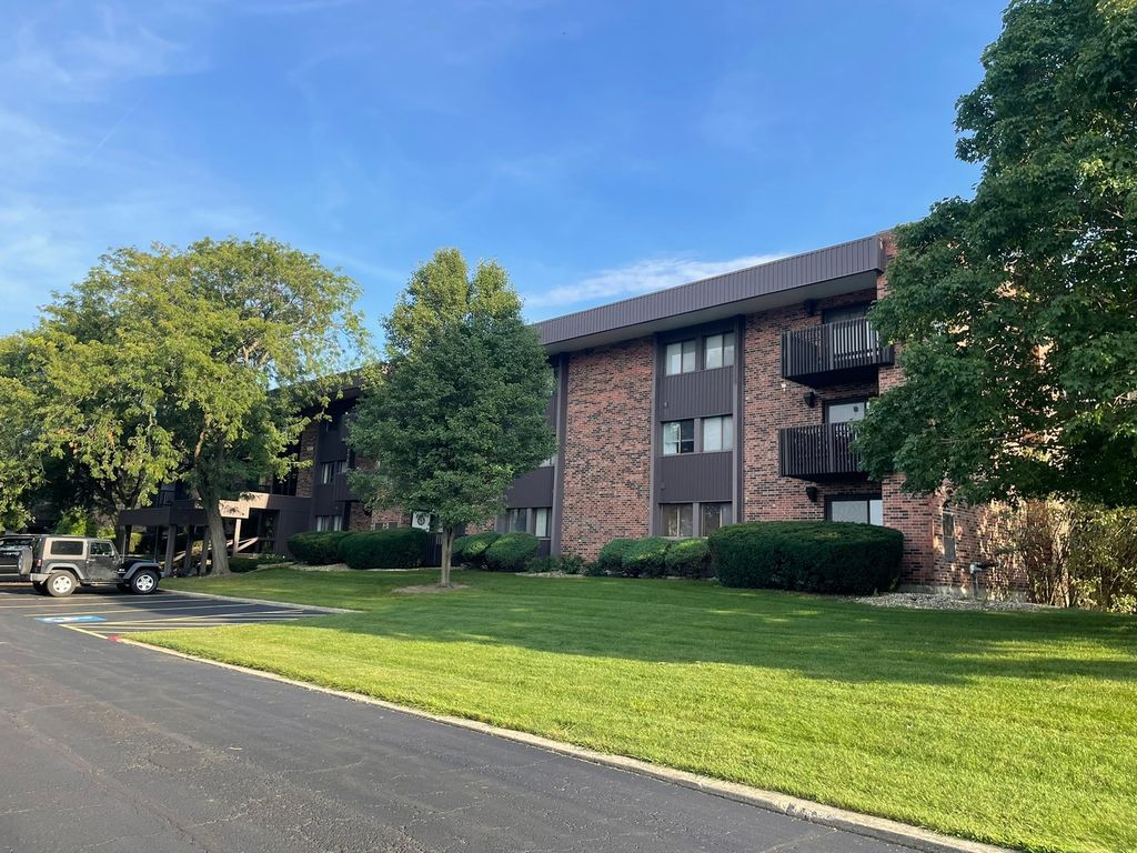 1504 Woodbridge Road 1F, Joliet, IL 60436 — exterior
