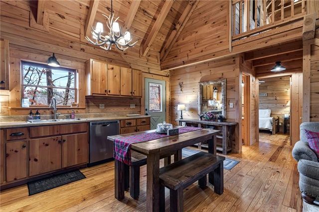 66 Garfield Drive, Ellijay, GA 30540