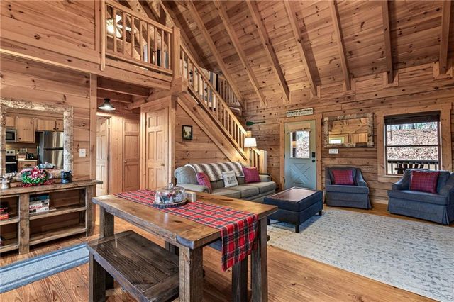 66 Garfield Drive, Ellijay, GA 30540