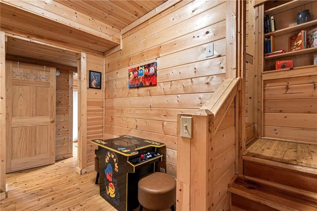 66 Garfield Drive, Ellijay, GA 30540