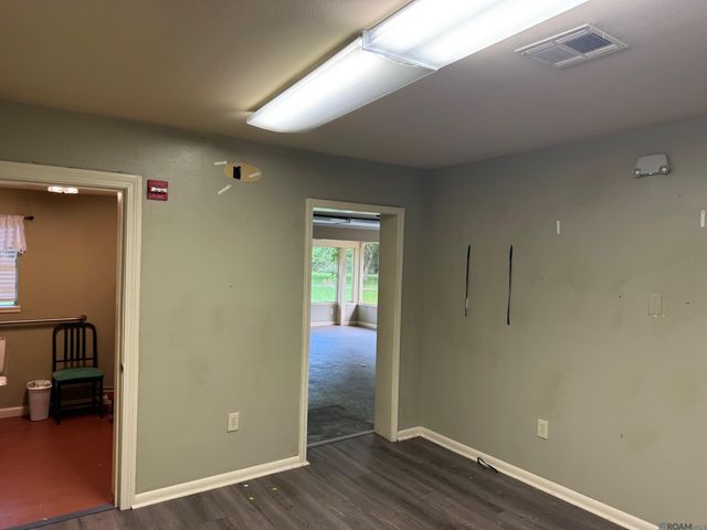 10443 Joor Rd, Central, LA 70818
