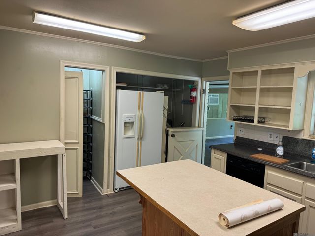 10443 Joor Rd, Central, LA 70818
