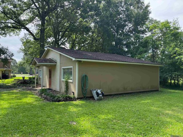10443 Joor Rd, Central, LA 70818