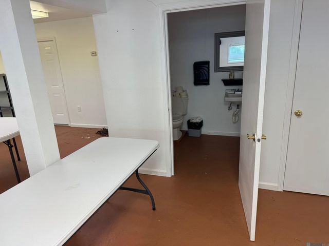 10443 Joor Rd, Central, LA 70818