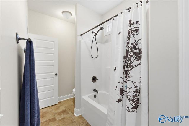 100 Middy Lane, Madison, AL 35756