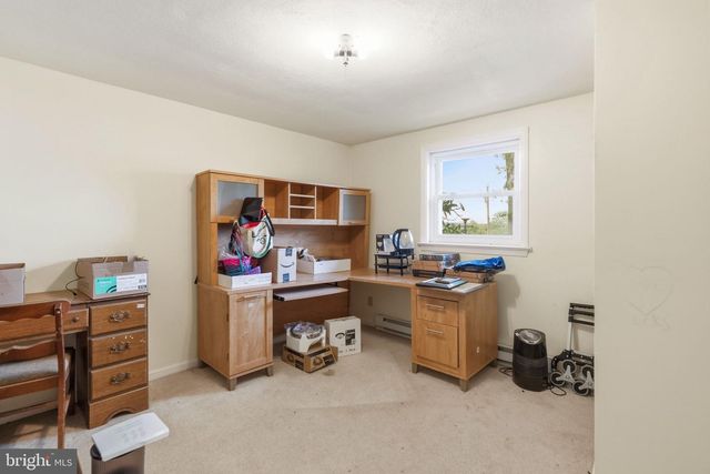 2564 WAGNER RD, Gilbertsville, PA 19525