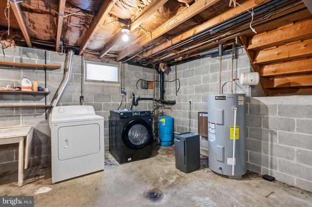 2564 WAGNER RD, Gilbertsville, PA 19525