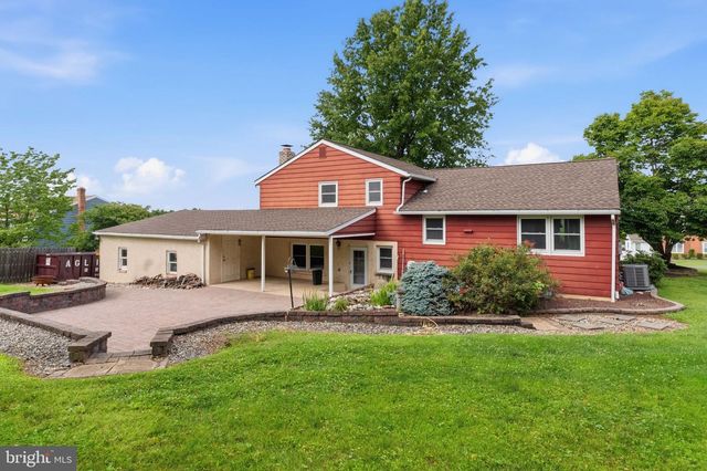 2564 WAGNER RD, Gilbertsville, PA 19525