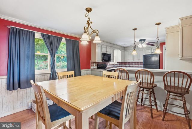 2564 WAGNER RD, Gilbertsville, PA 19525