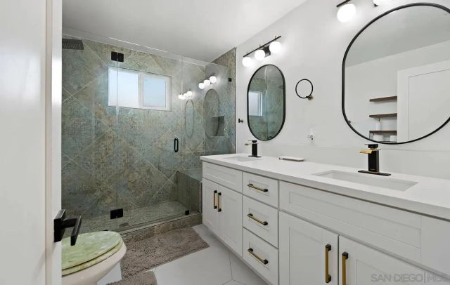 5028 Monroe, San Diego, CA 92115