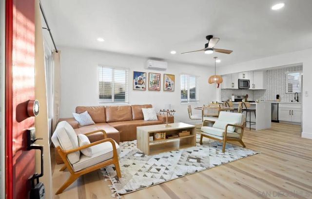 5028 Monroe, San Diego, CA 92115