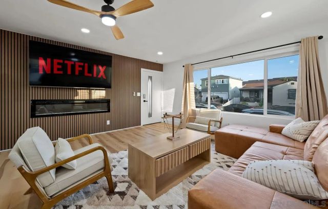5028 Monroe, San Diego, CA 92115