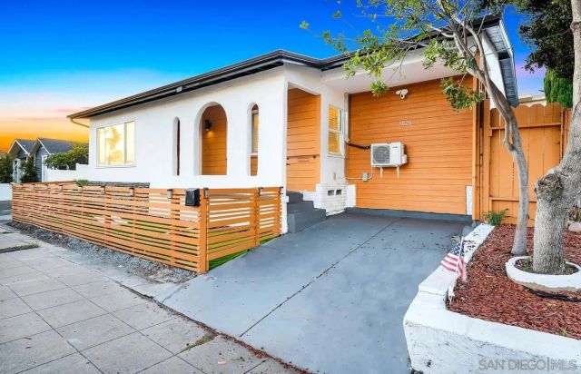 5028 Monroe, San Diego, CA 92115
