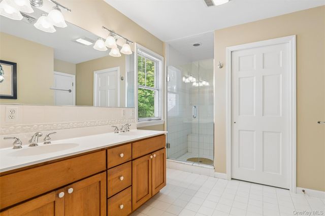 440 Haywaters Road, Cutchogue, NY 11935