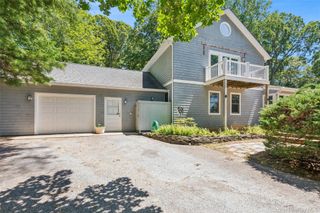 440 Haywaters Road, Cutchogue, NY 11935