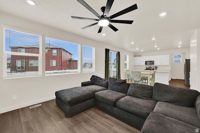 3119 W 3450 S, West Haven, UT 84401