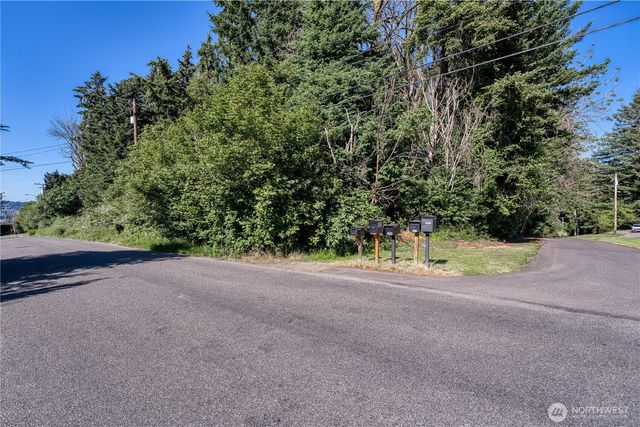 1701 13th Street SE, Puyallup, WA 98372