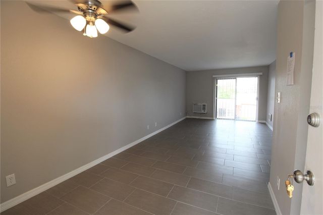 3001 BEE RIDGE ROAD 215, Sarasota, FL 34239