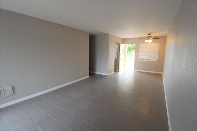 3001 BEE RIDGE ROAD 215, Sarasota, FL 34239