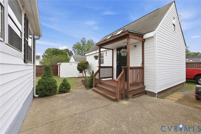 101 N New Ave, Highland Springs, VA 23075