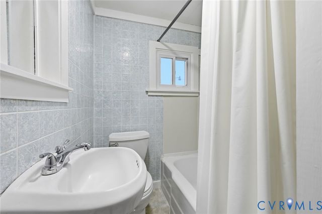 101 N New Ave, Highland Springs, VA 23075