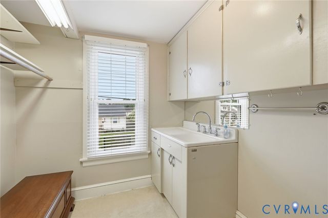 101 N New Ave, Highland Springs, VA 23075