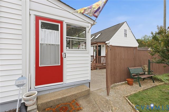 101 N New Ave, Highland Springs, VA 23075