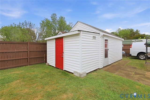 101 N New Ave, Highland Springs, VA 23075
