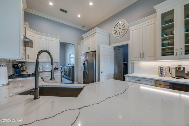 6071 Sabal Hammock Circle, Port Orange, FL 32128