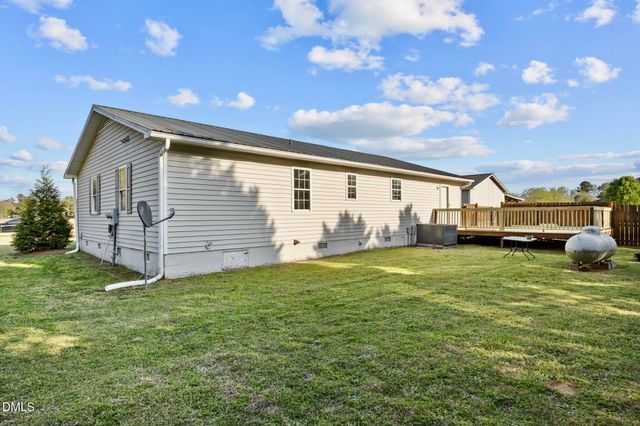 100 Bruces Lane, Dunn, NC 28334