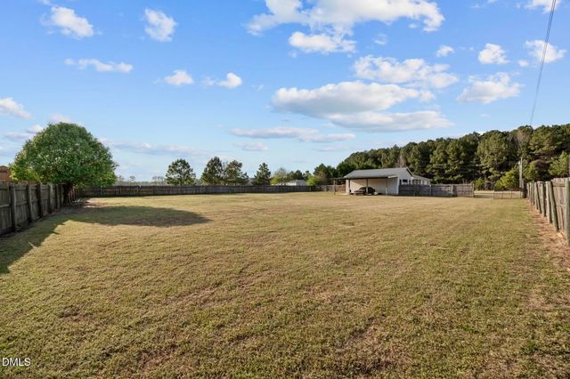 100 Bruces Lane, Dunn, NC 28334