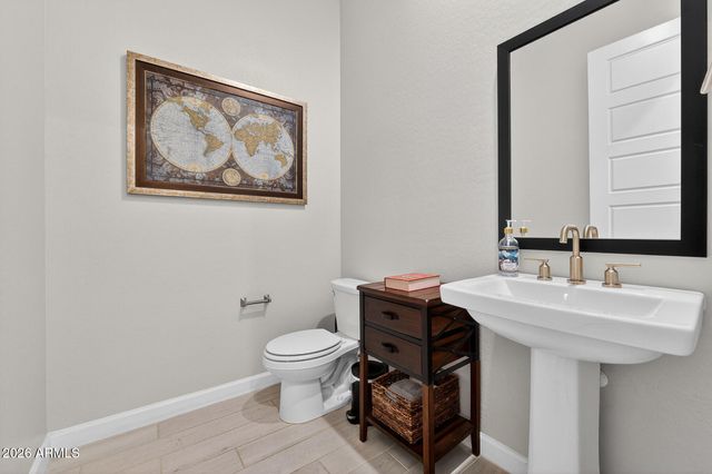 4840 E VILLAGE Drive, Scottsdale, AZ 85254