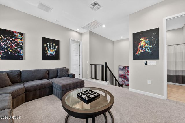 4840 E VILLAGE Drive, Scottsdale, AZ 85254
